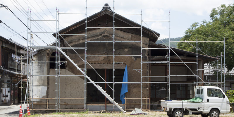 酒蔵改修プロジェクト 屋根改修工事 Keio University